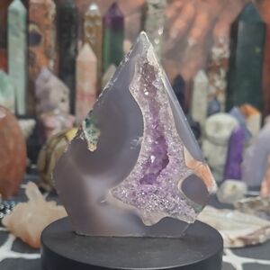 Druzzy Ameythyst Agate Diamond!